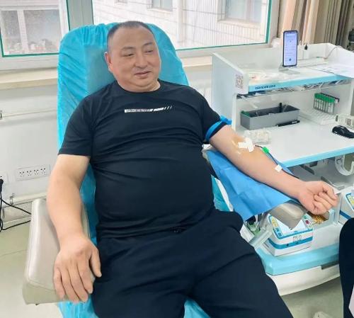无偿献血，市口腔医院医护人员用爱心为生命加油