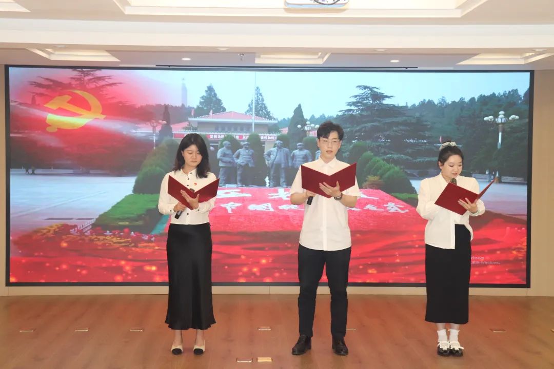 诵读4.jpg